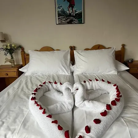 Victoria Hotel
