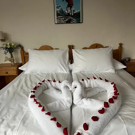 Victoria Hotel